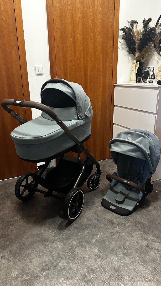 Cybex Balios S Lux 2024