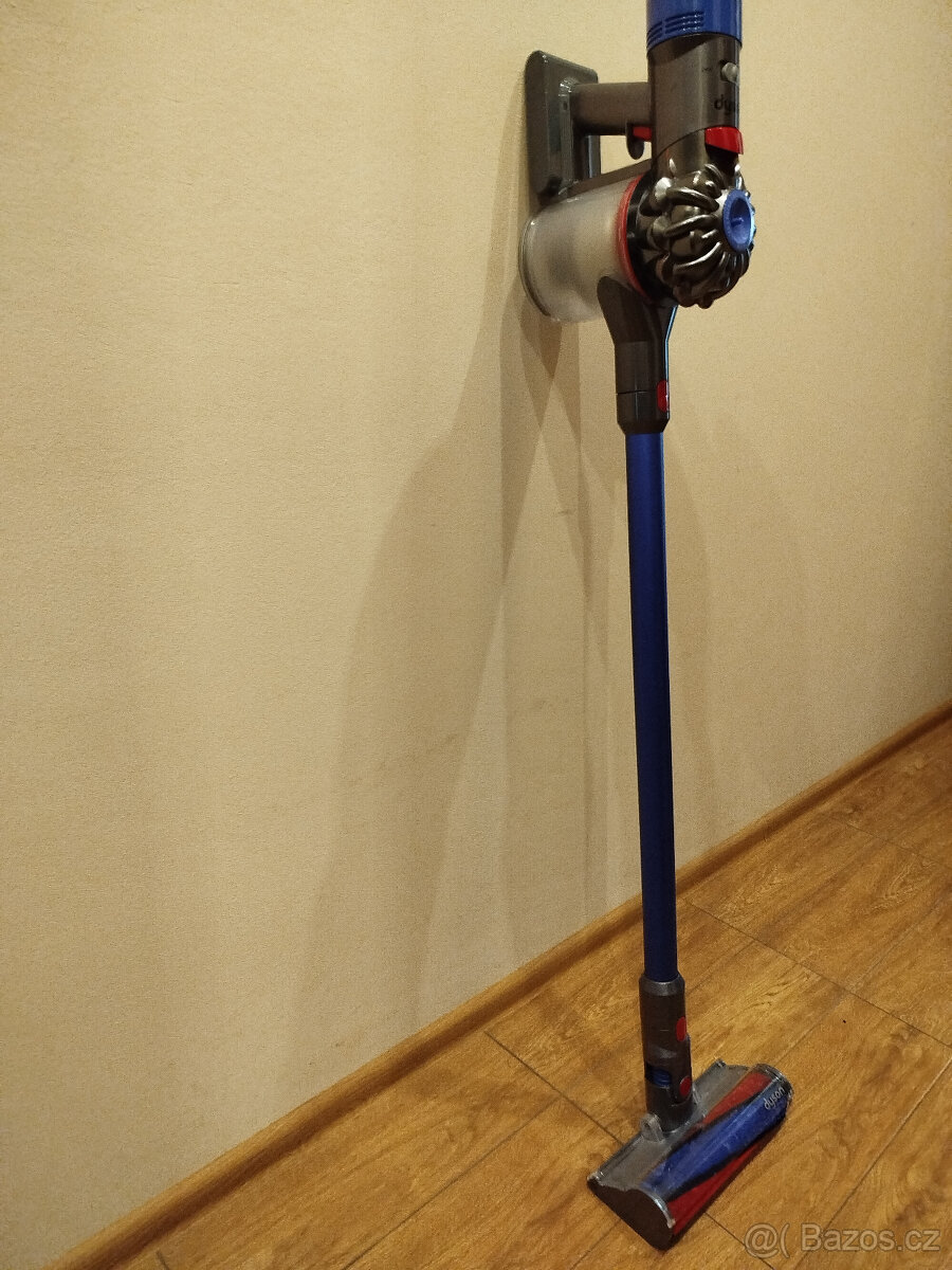 Vysavači značky Dyson V7