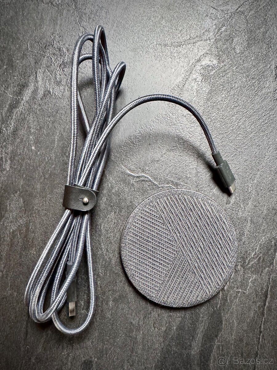 Bezdrátová nabíječka