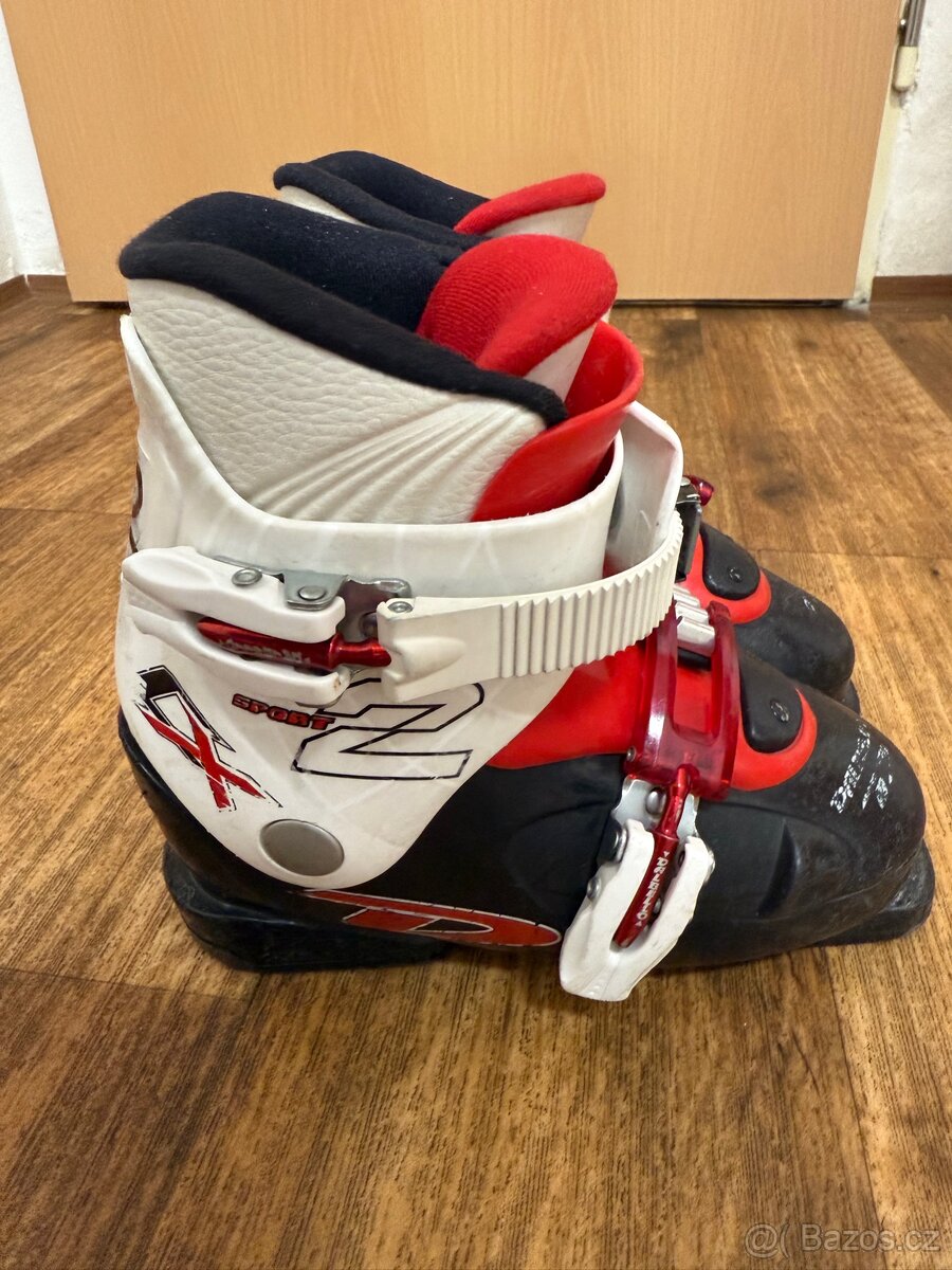 Dětské lyžáky vel. 32