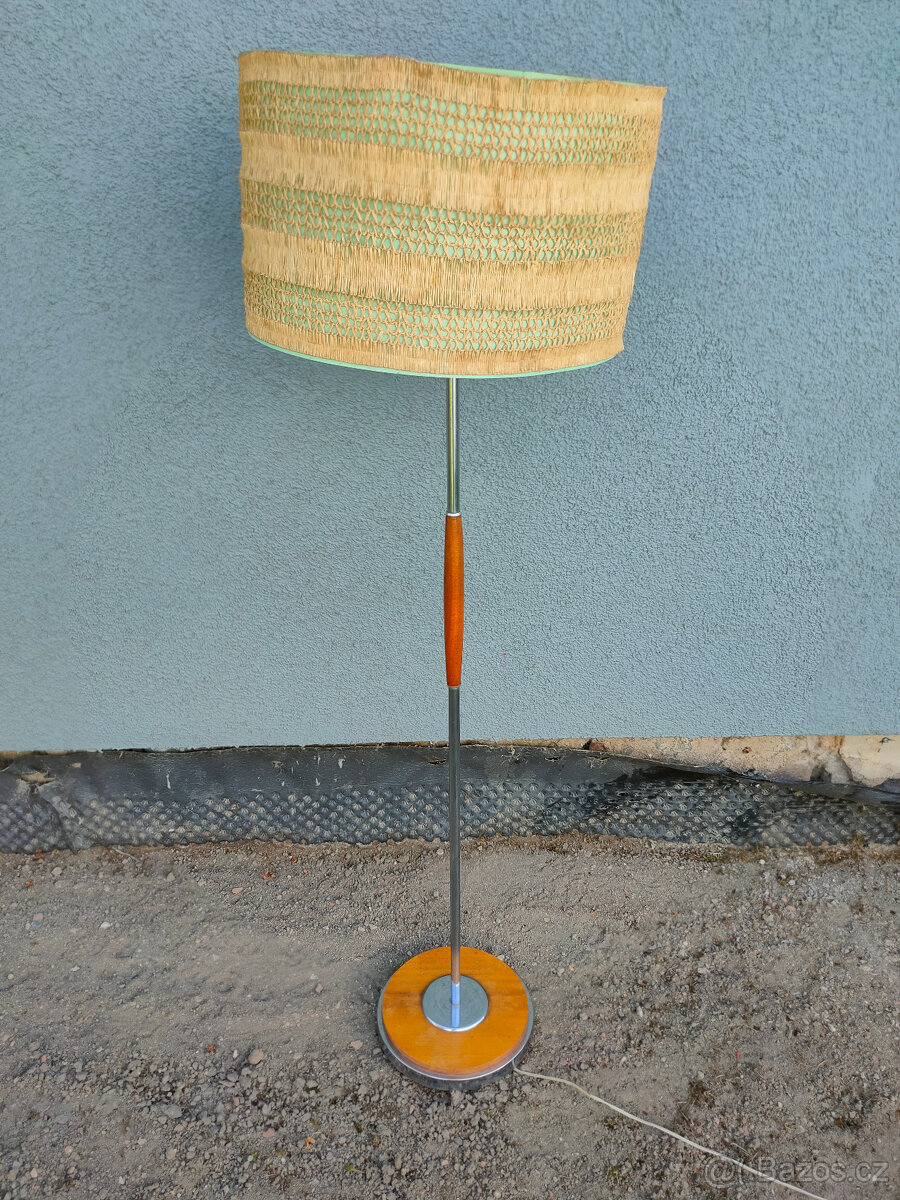 Starožitná lampa, nálezový stav