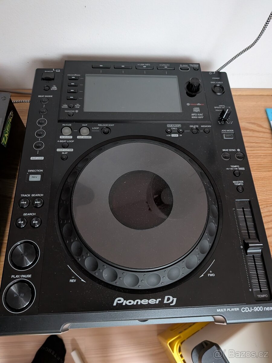Pioneer CDJ 900 NEXUS