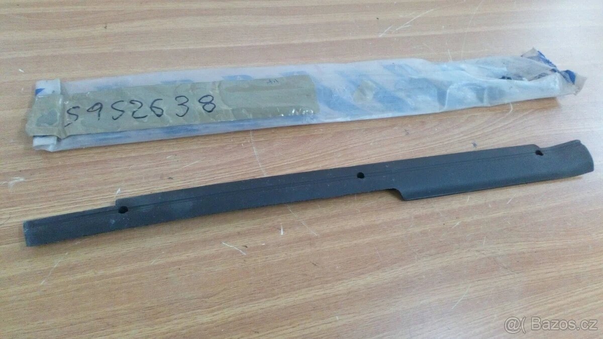 Fiat UNO plasty interieru KOUPÍM