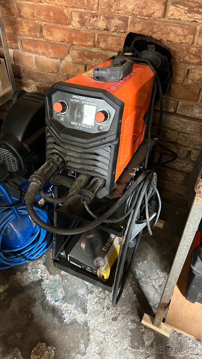 Svářečka Pantermax MIG 230LCD