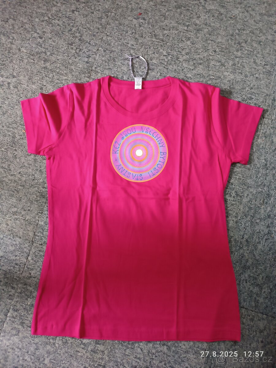 Dvě trika L-XL
