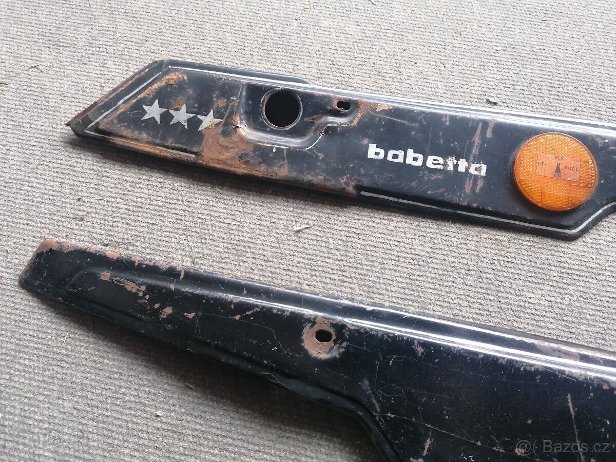 Bočné plechy na Babetta 207