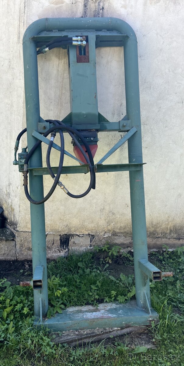 ŠTÍPAČKA ZA TRAKTOR