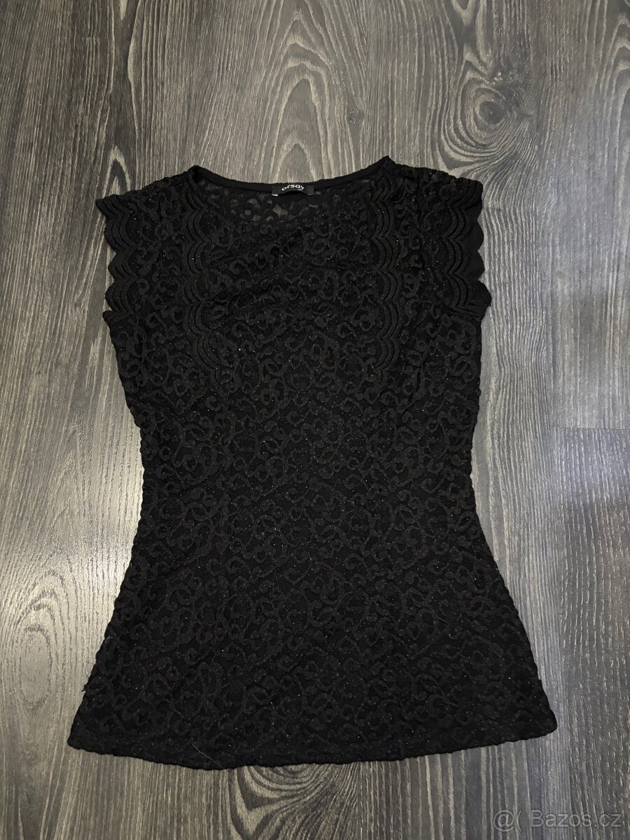 Elegantní Top vel 34