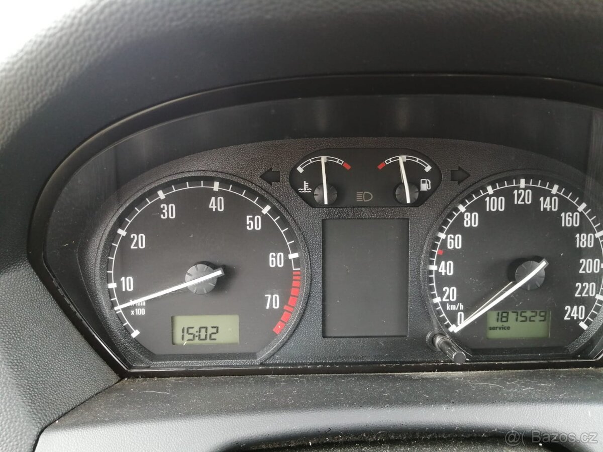 Škoda fabia 1.4 16v 74kw