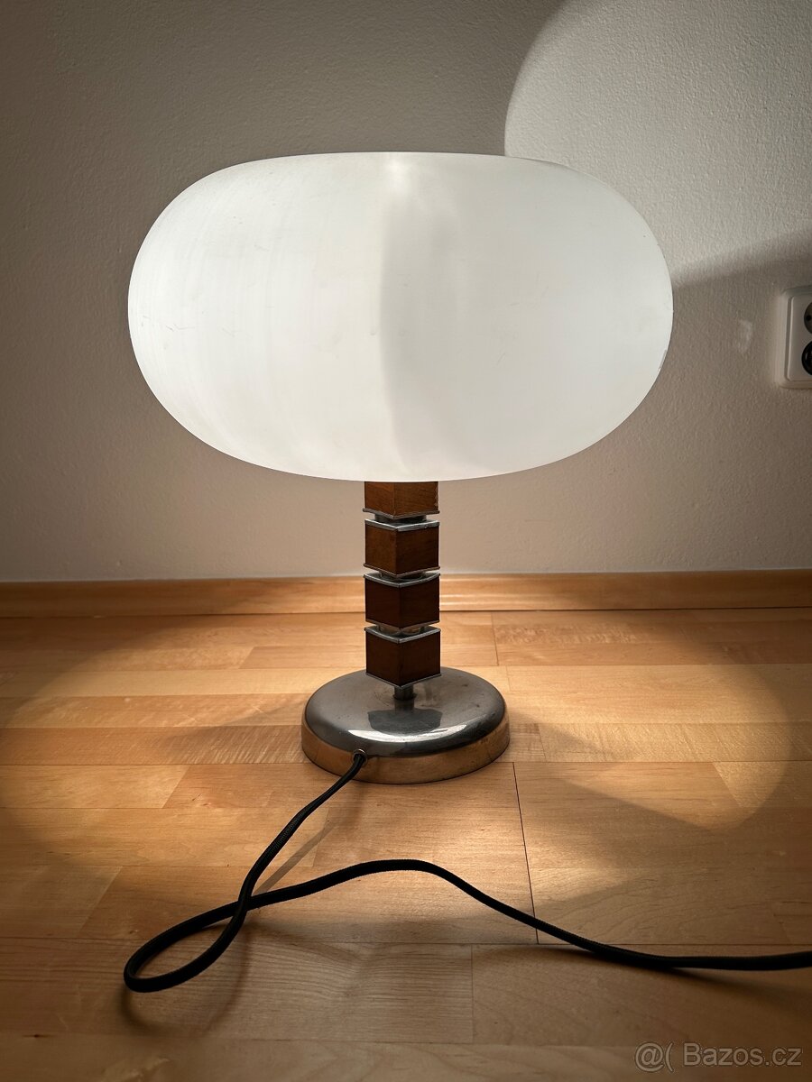 Funkcionalismus art deco chrom starožitná lampa lampička