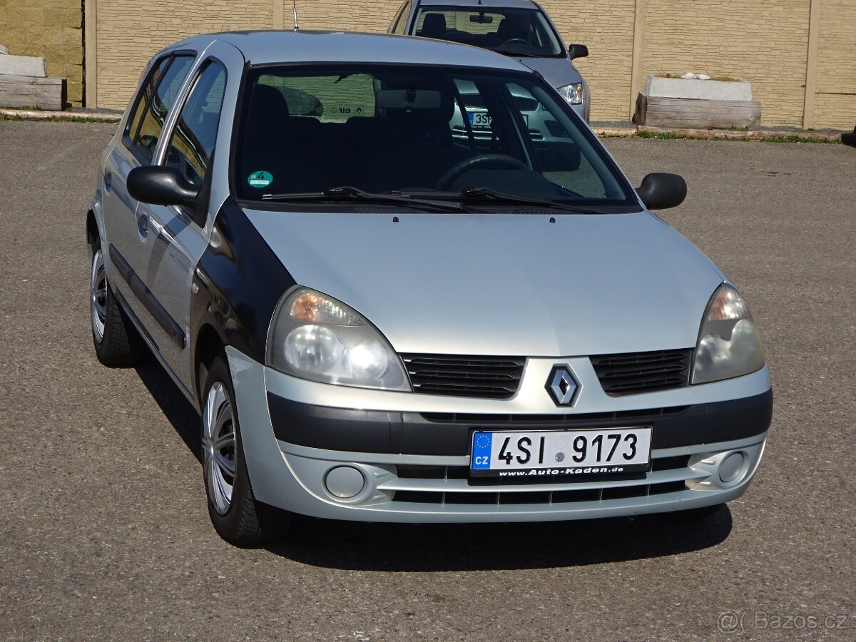 Rnault Clio 1.2i r.v.2004 stk:3/2027