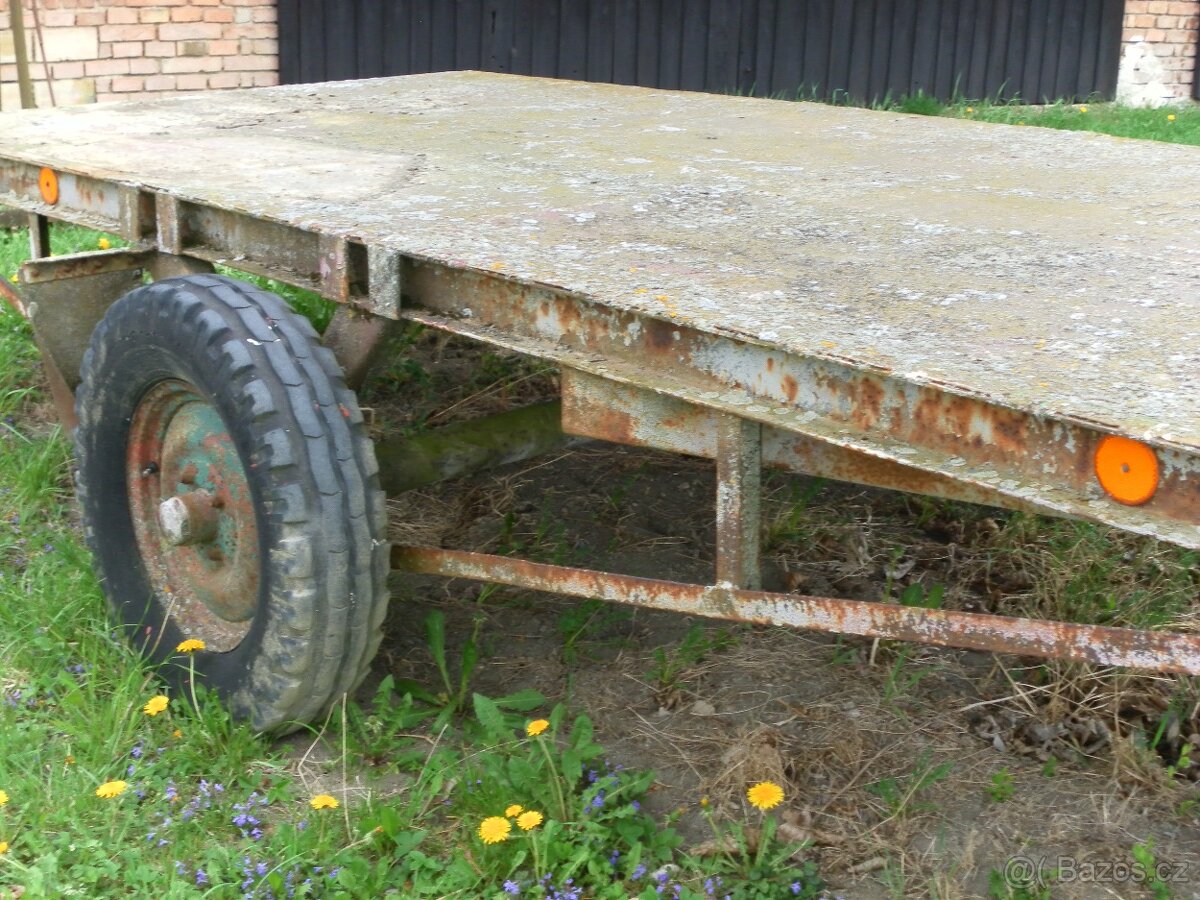 Plošina za traktor - dvojkolka