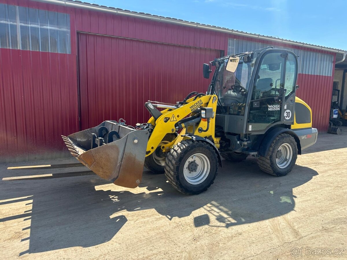 Kolový nakladač WACKER NEUSON WL38