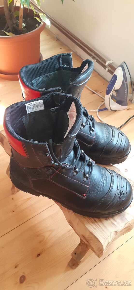 Protipořezové boty Prabos gore-tex