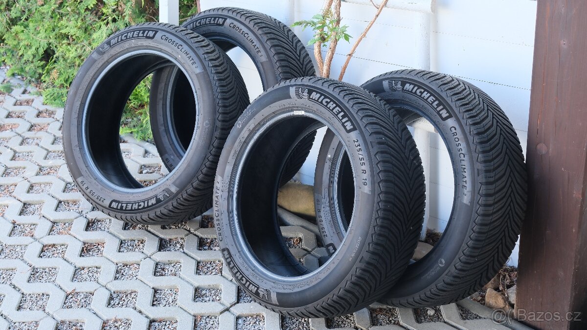 Celoroční pneumatiky Michelin