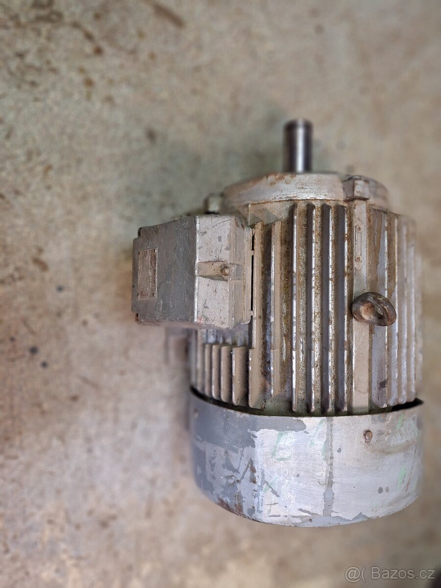 Prodám elektromotor