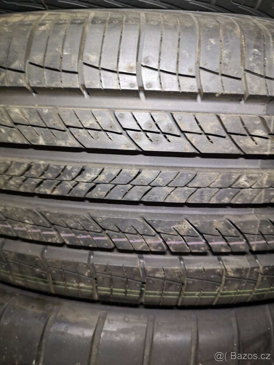 235/65 r17 235/65/17