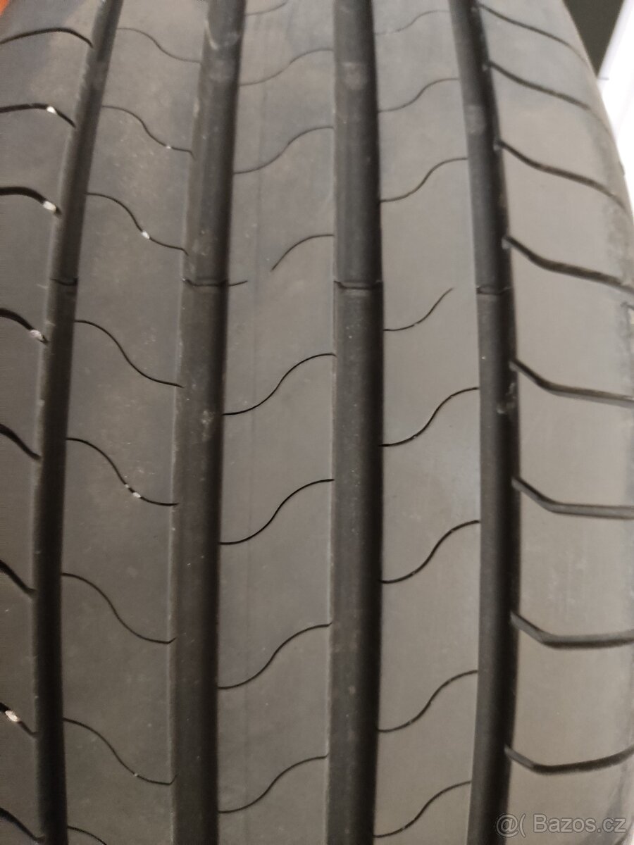 Bridgestone 225/50r19