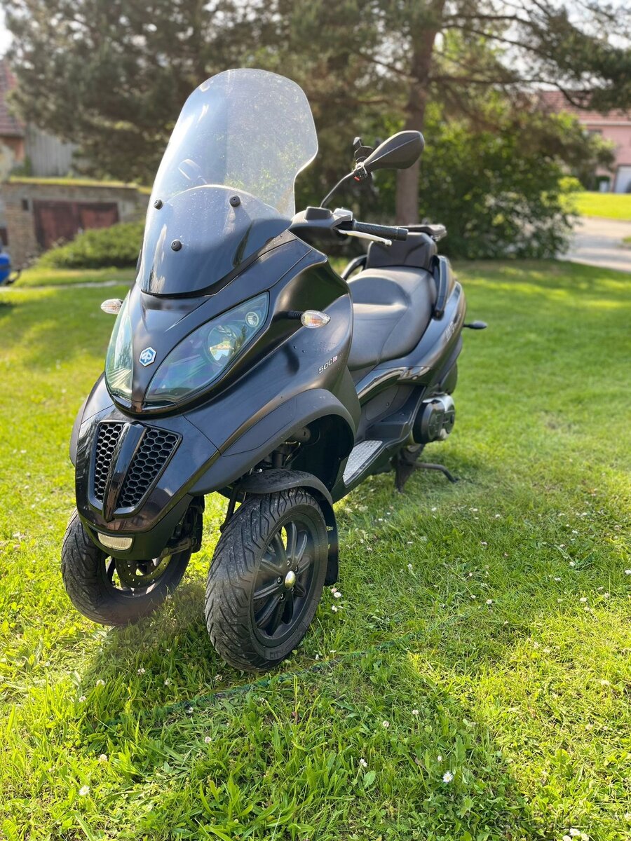 piaggio mp3 500