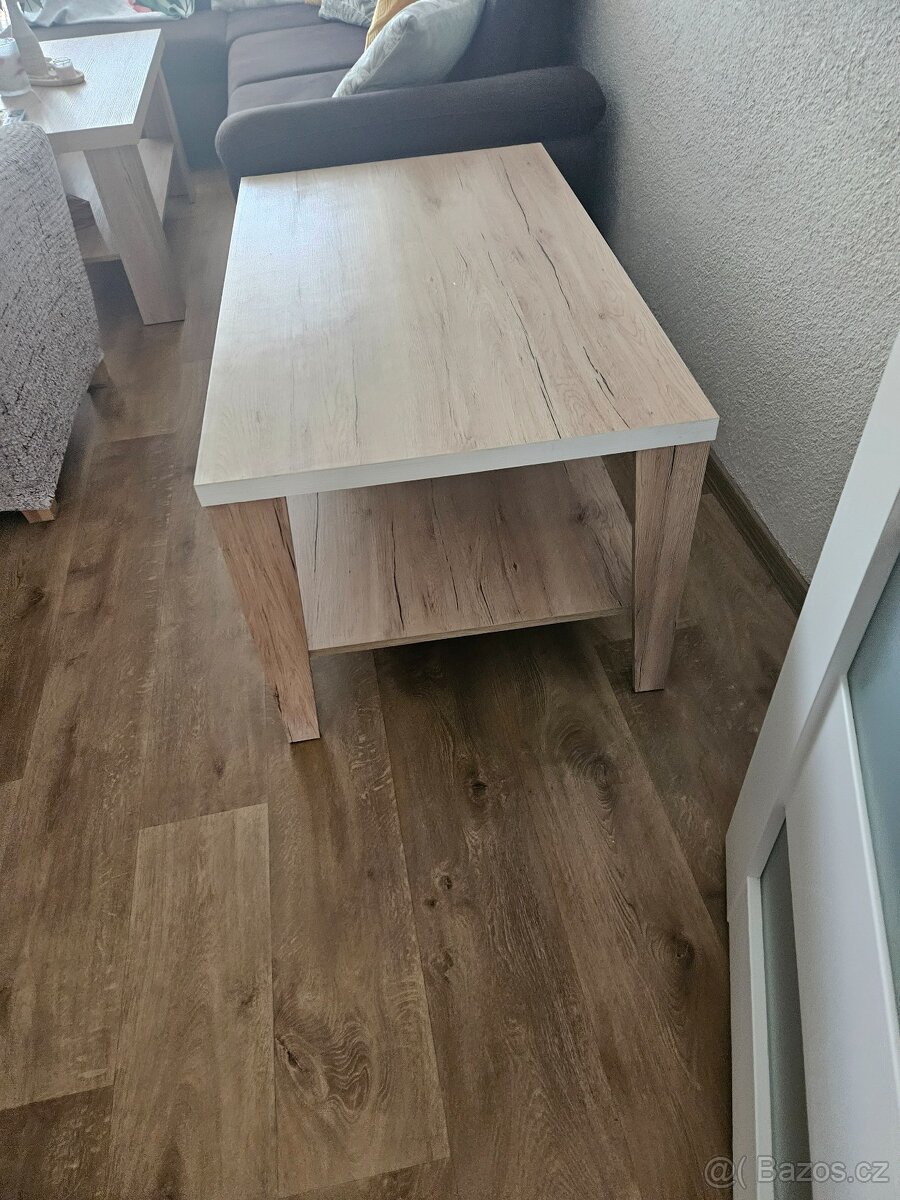Obývací konferenční stůl