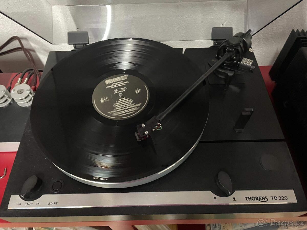 GRAMOFÓN THORENS TD-320