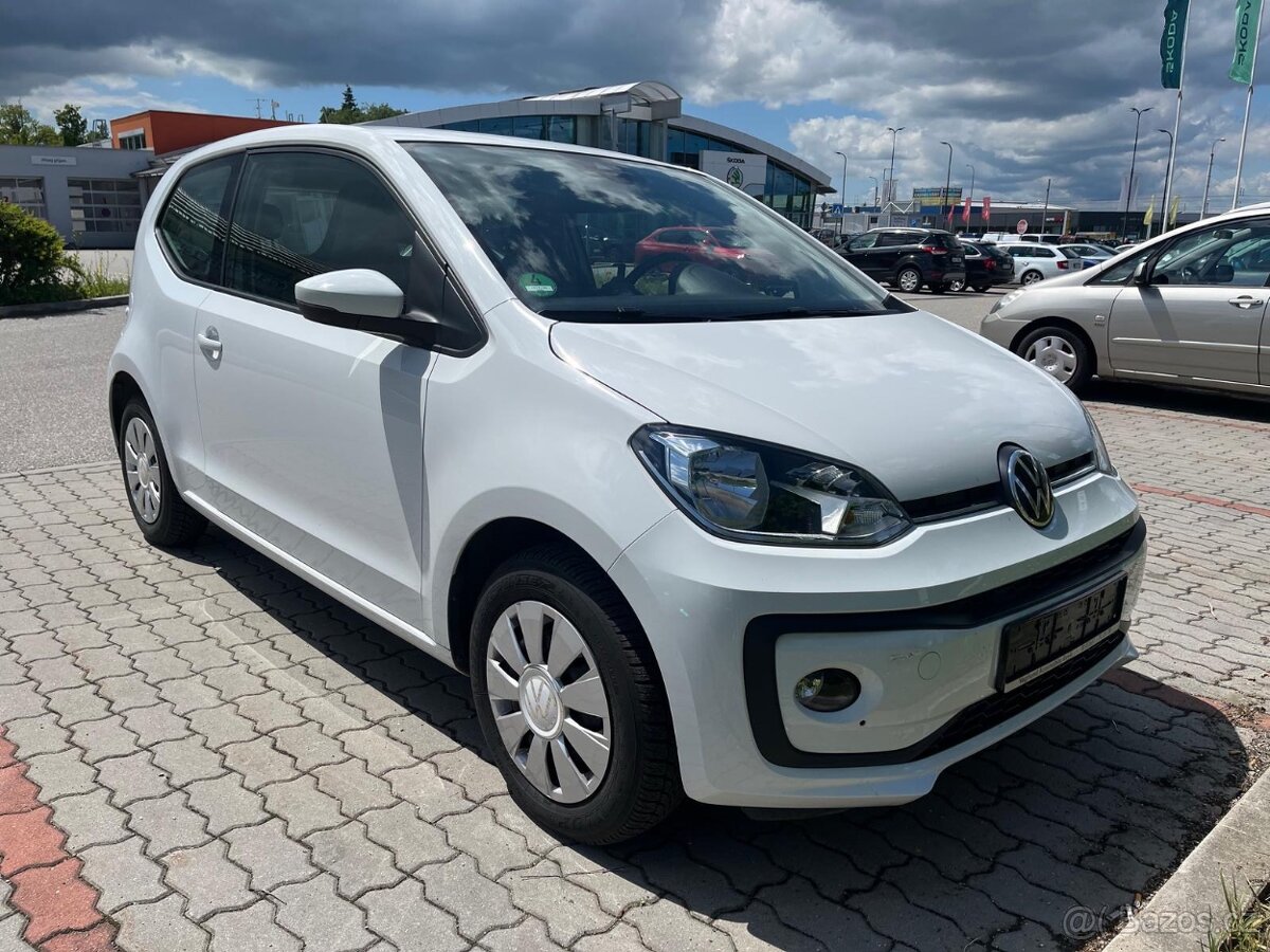 Volkswagen UP 2020 1.maj. 39 tis km 48kw spotřeba 4,5l