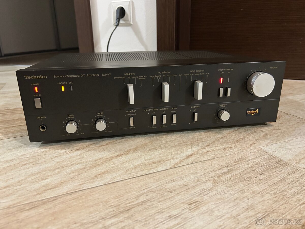 Zesilovač Technics SU-V7 New Class A Stereo Amplifier