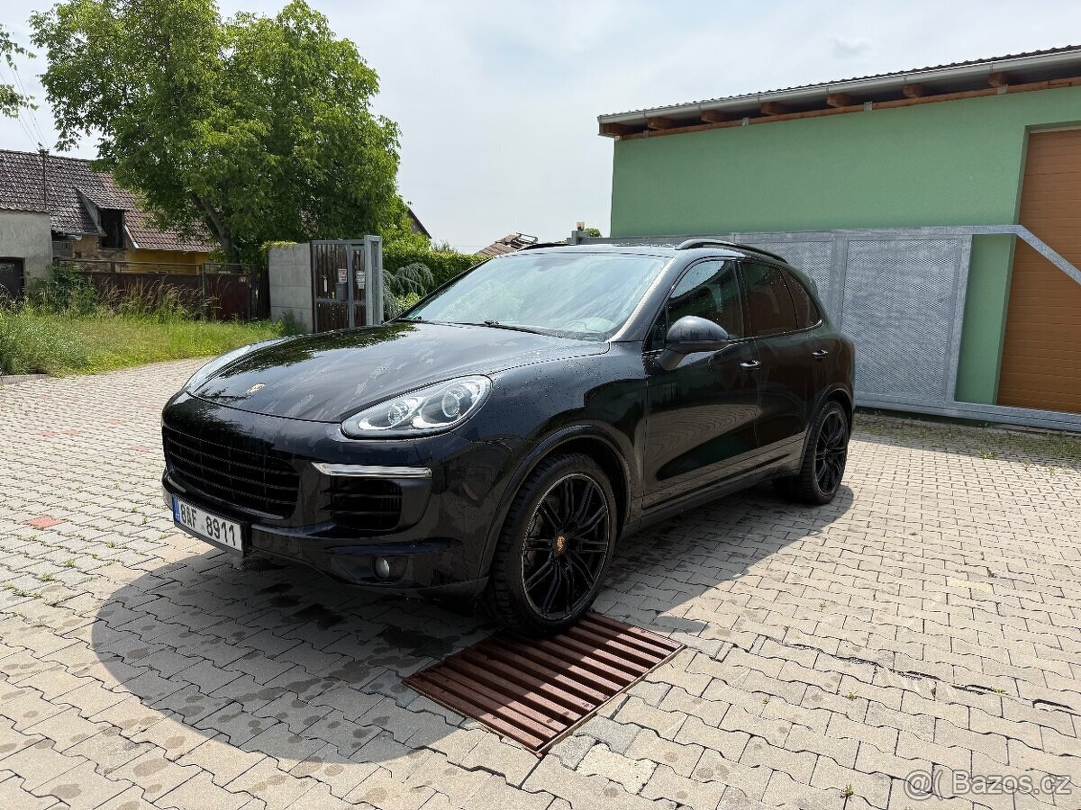 Porsche Cayenne 4.2TDi V8 S 283kW - r.v. 4/2015
