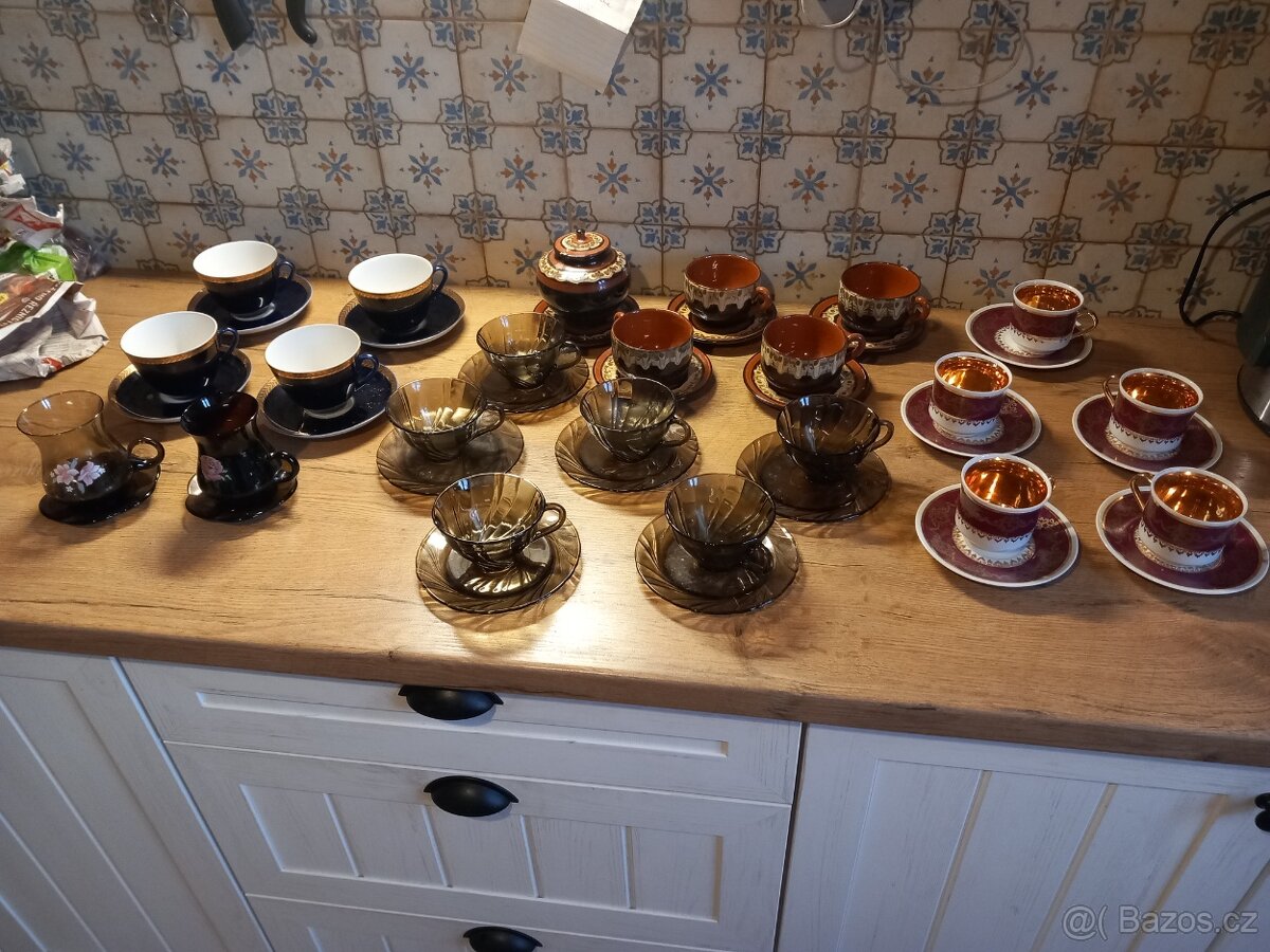 Retro čajový servis - mix druhů