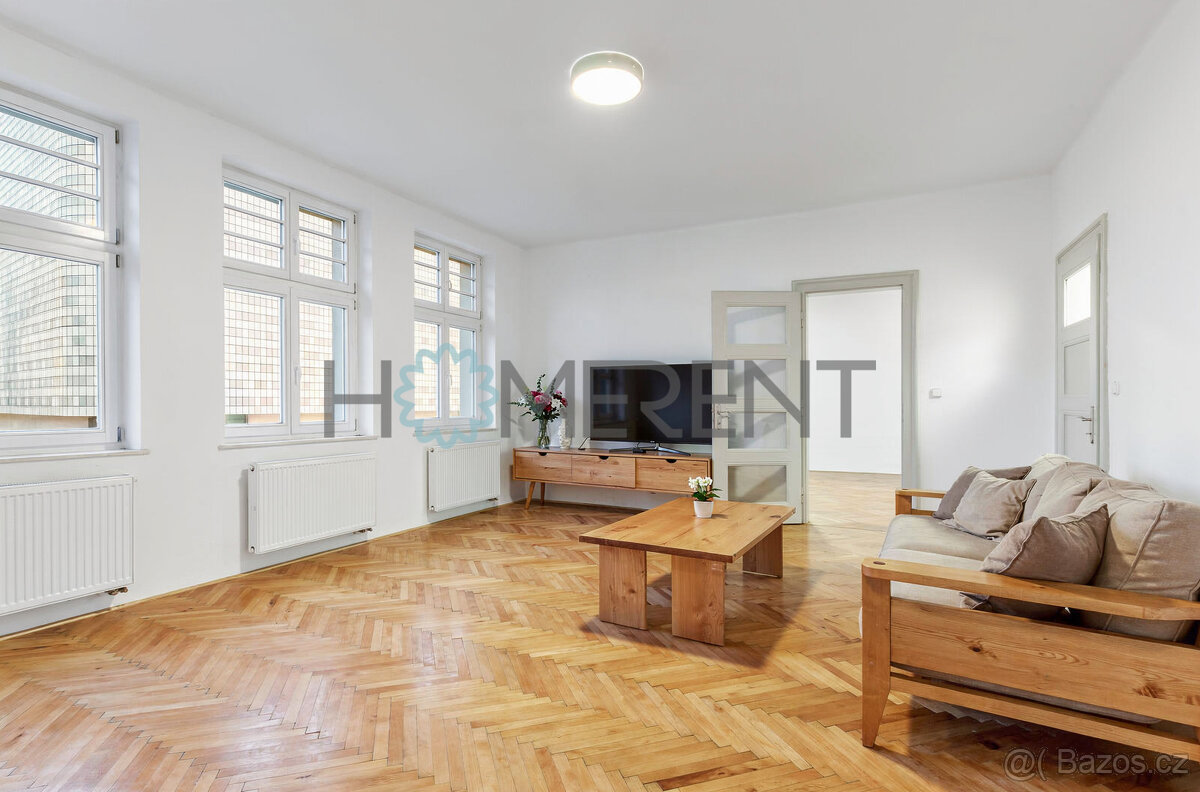 Prodej bytu 3+1 po rekonstrukci (107m2) v centru Liberce – S