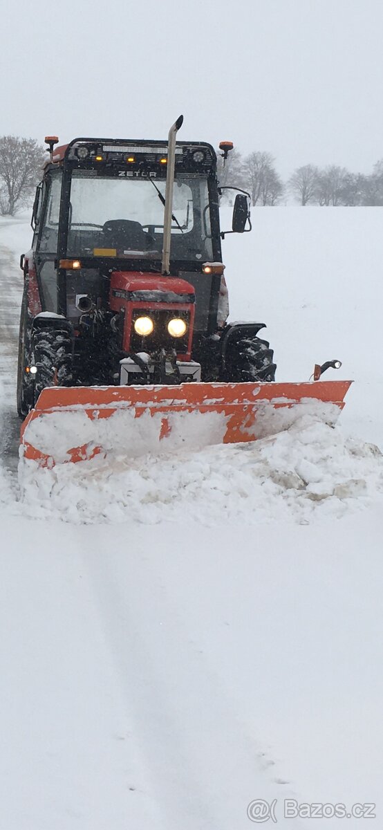 Čelní sněhová radlice