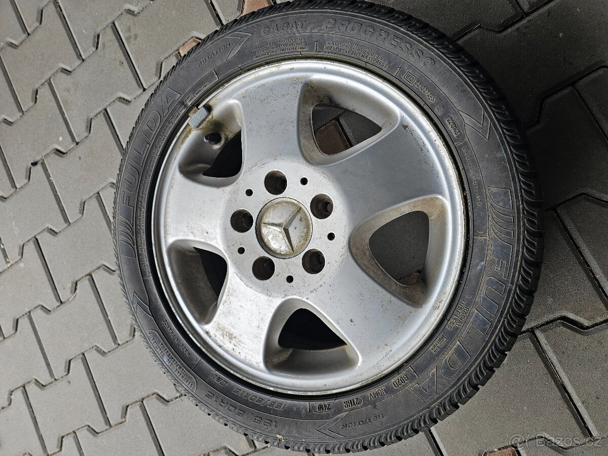 AL kola Mercedes- Benz A s pneu 195/50 R15