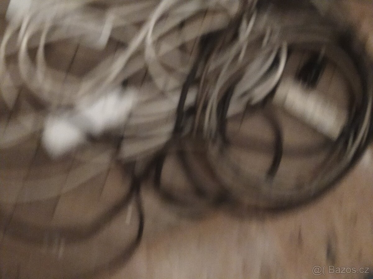 Prodlužovací kabel s jisicem