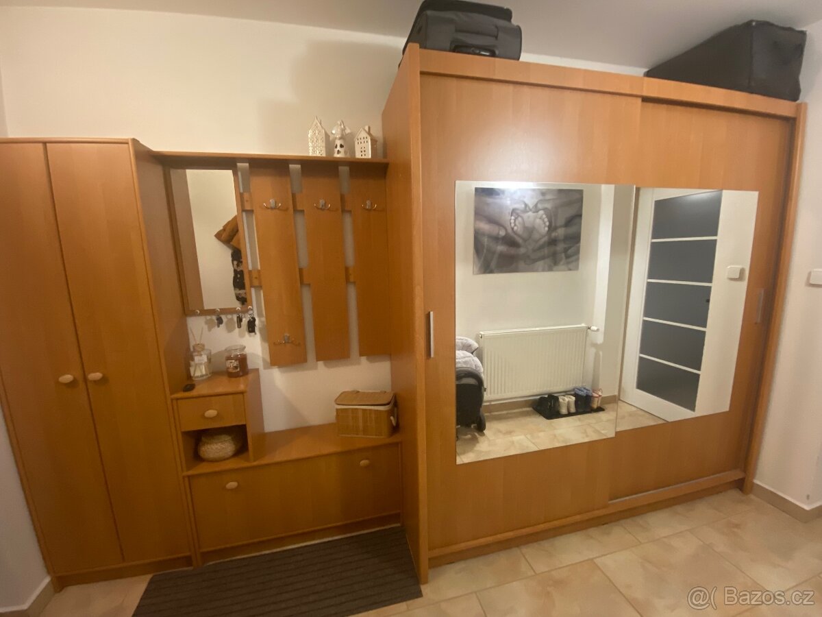 Předsíňová stěna