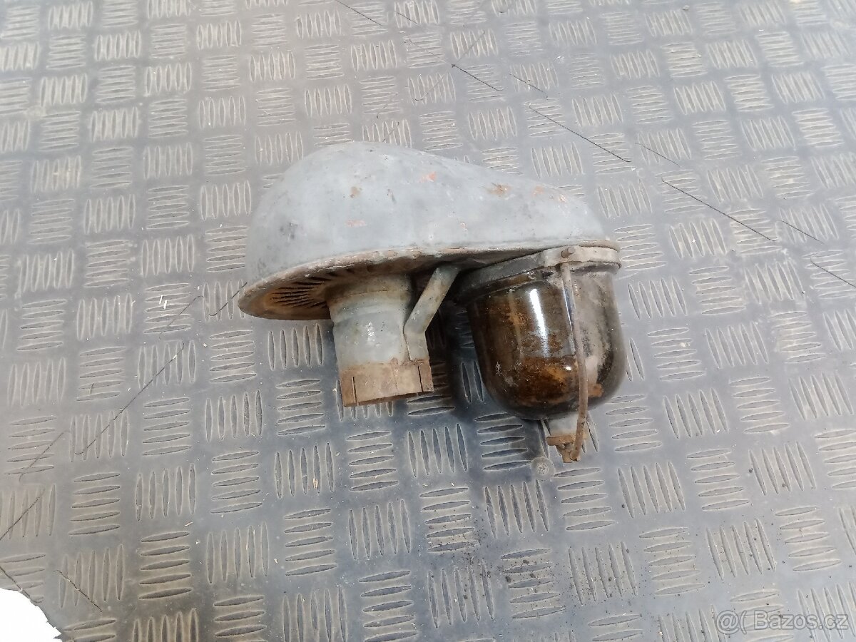 Zetor 25k-vzduchovy filtr