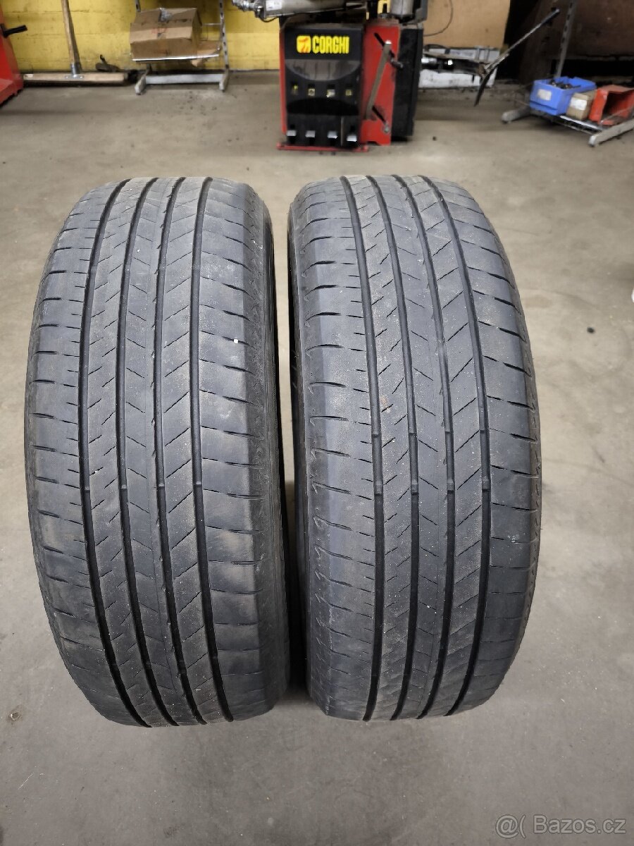 Letní pneu Bridgestone 225/60 R18 100H