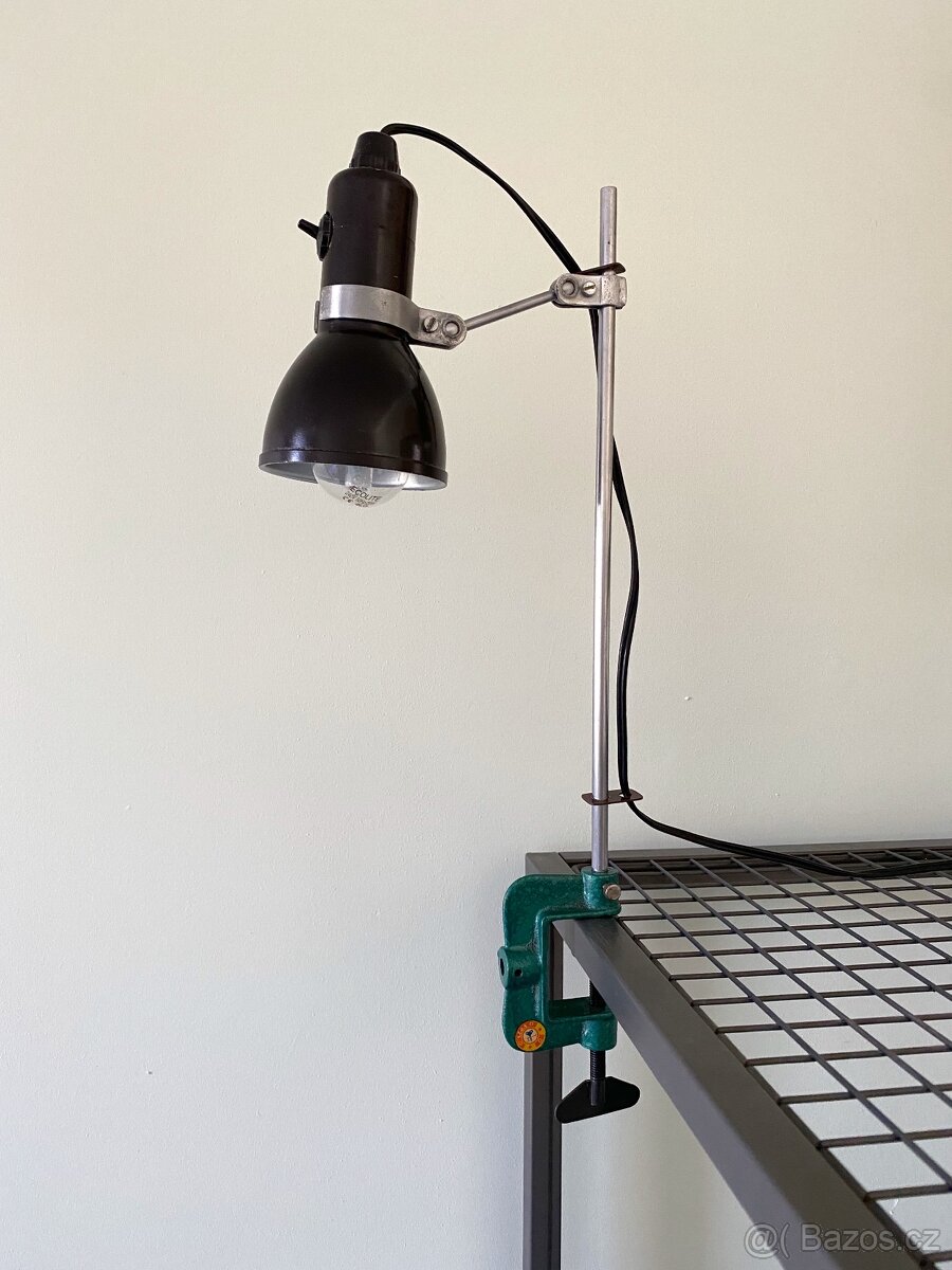 Bakelitová lampa na pracovní stůl ve stylu Bauhaus