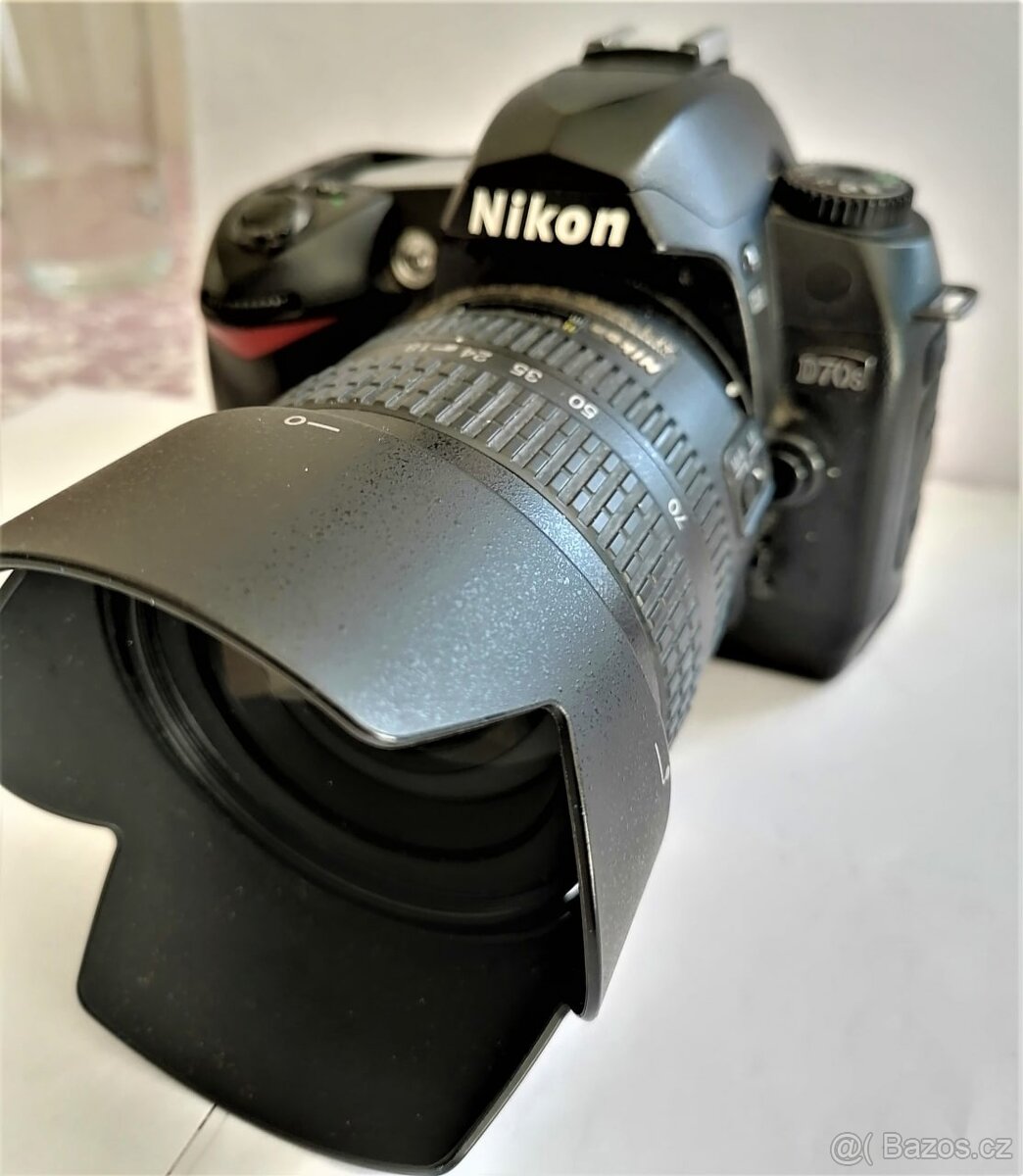 Digitální zrcadlovka - Nikon D70s