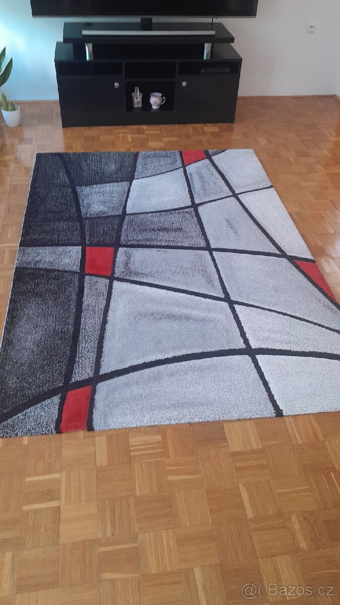 Koberec 160x230