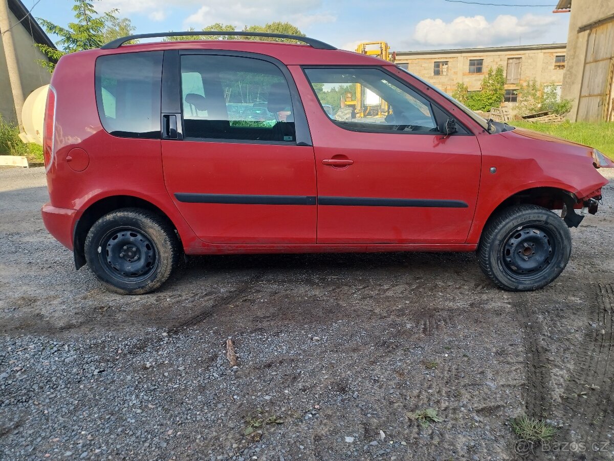Škoda Roomster 1.2 tsi 63kw r.2010