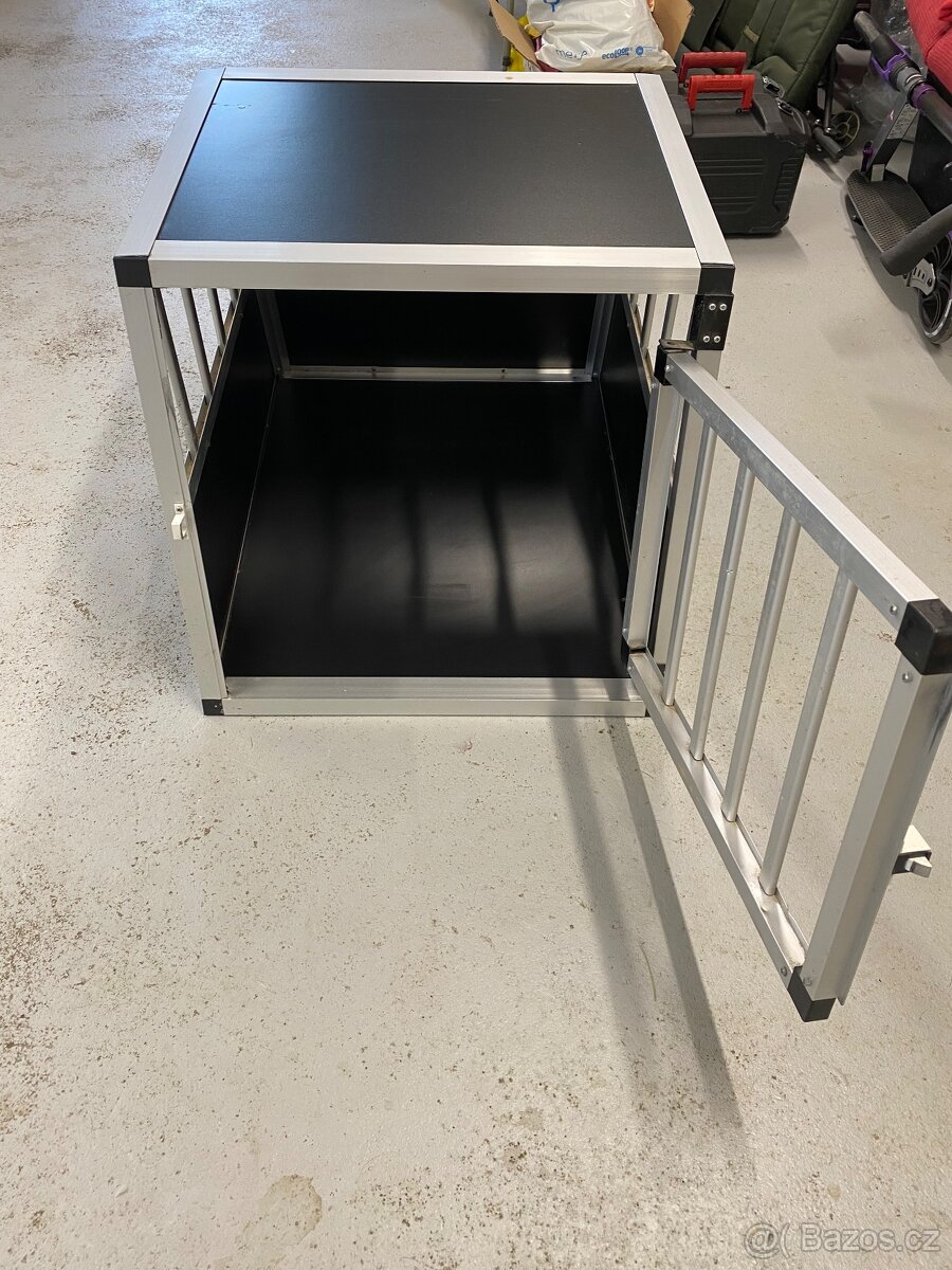 Klec pro psa