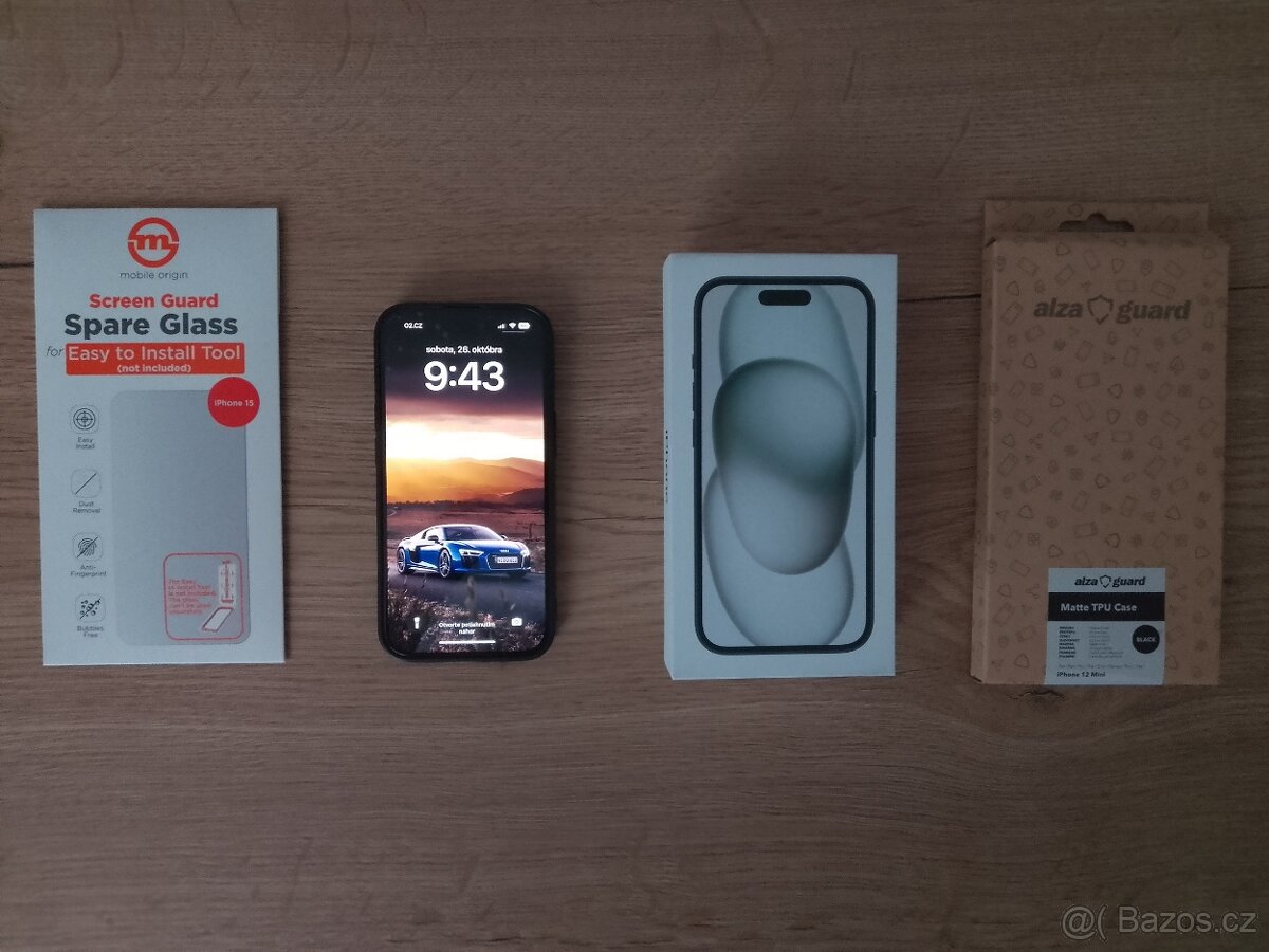 iPhone 15 128GB Black + příslušenství + záruka