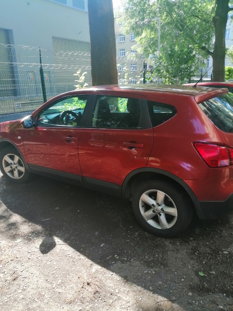 Nissan Qashqai 1,5DCI (2008)- na náhradní díly