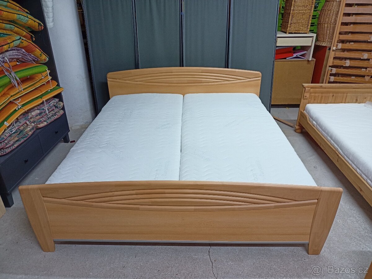 Prodám hezké MDF letiště 180 x 200 cm s lamelovými polohovac
