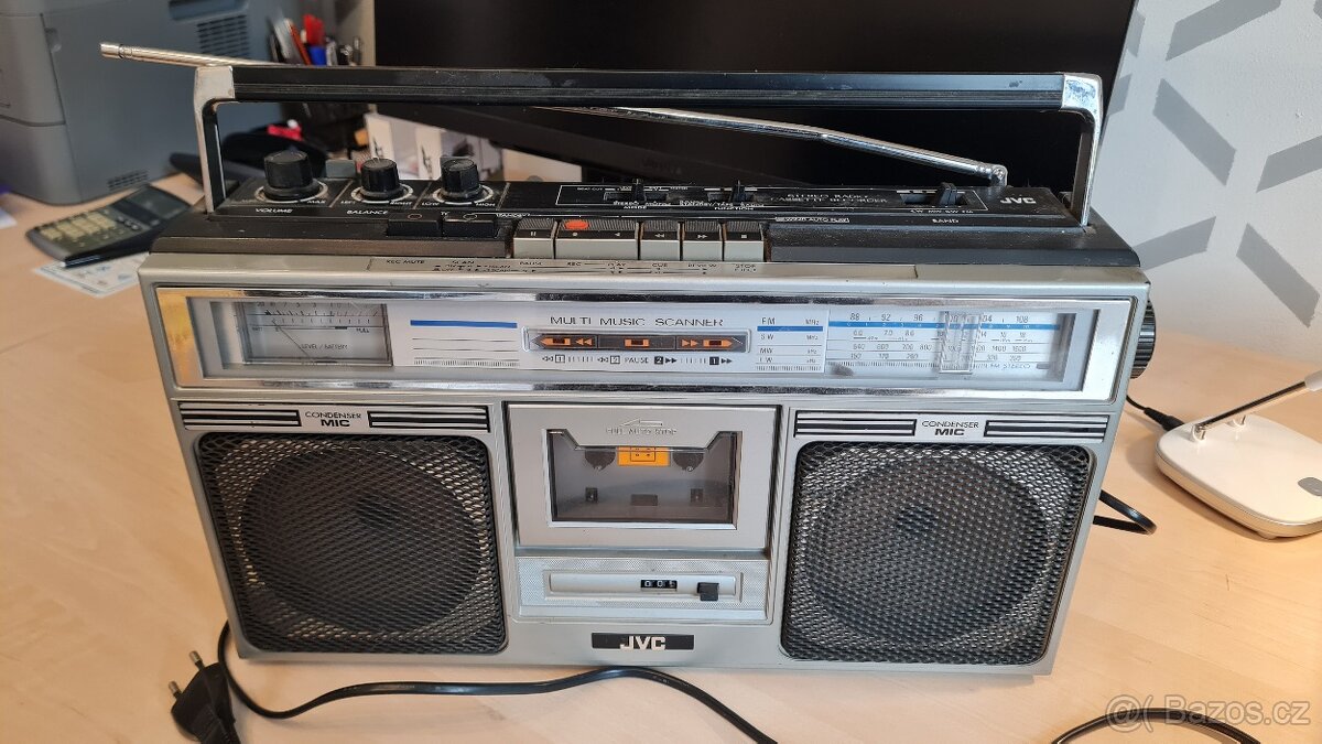 Radiomagnetofon JVC RC 646
