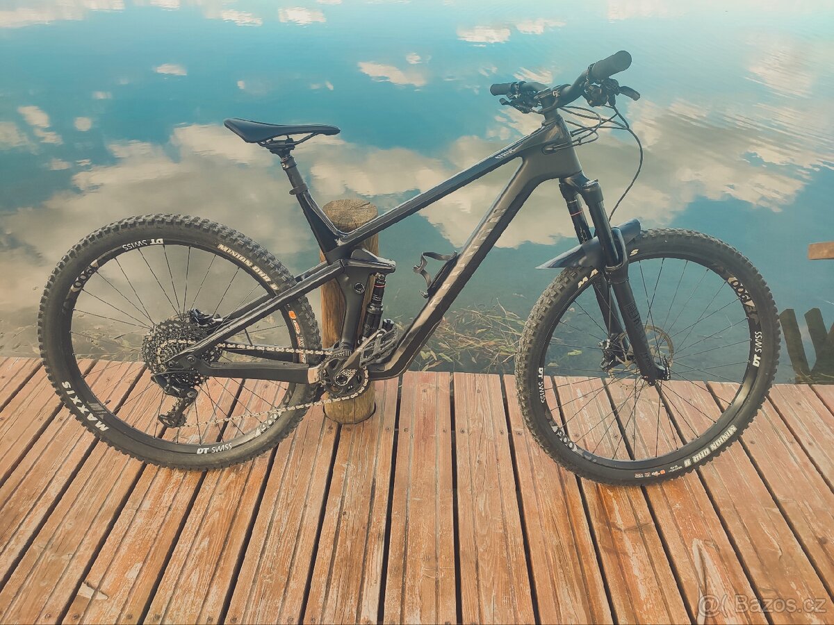 Prodám celoodpružené enduro XL Canyon Strive CF