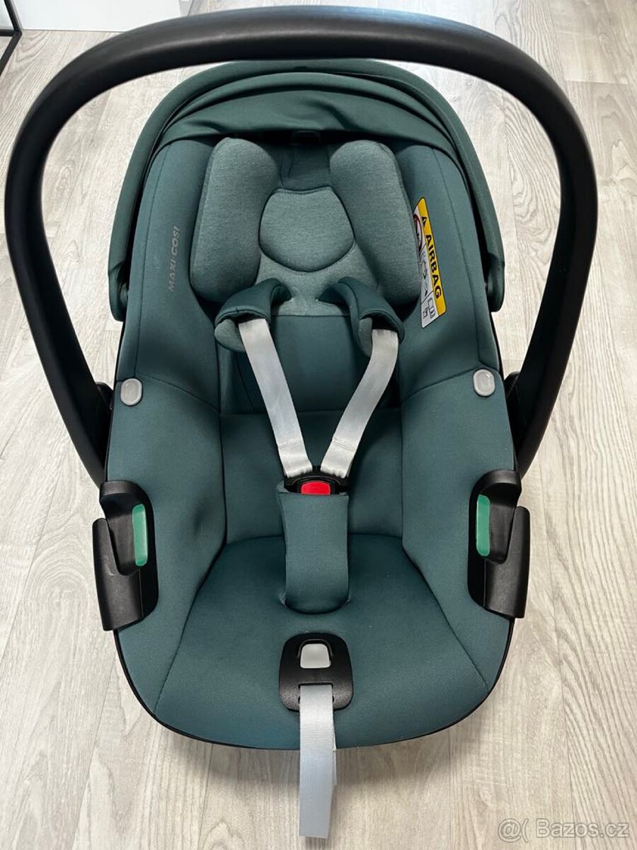 Autosedačka Maxi-cosi Pebble 360 Essential green- v záruce