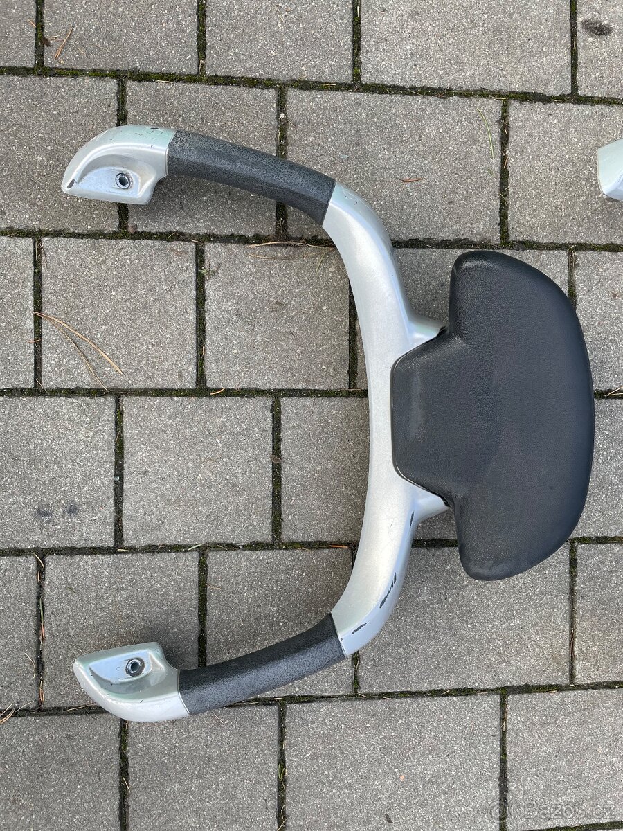 Opěrka Piaggio X-Evo ,X8