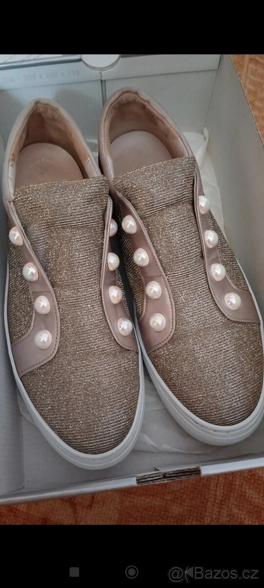 Lesklé dámské boty Gabor