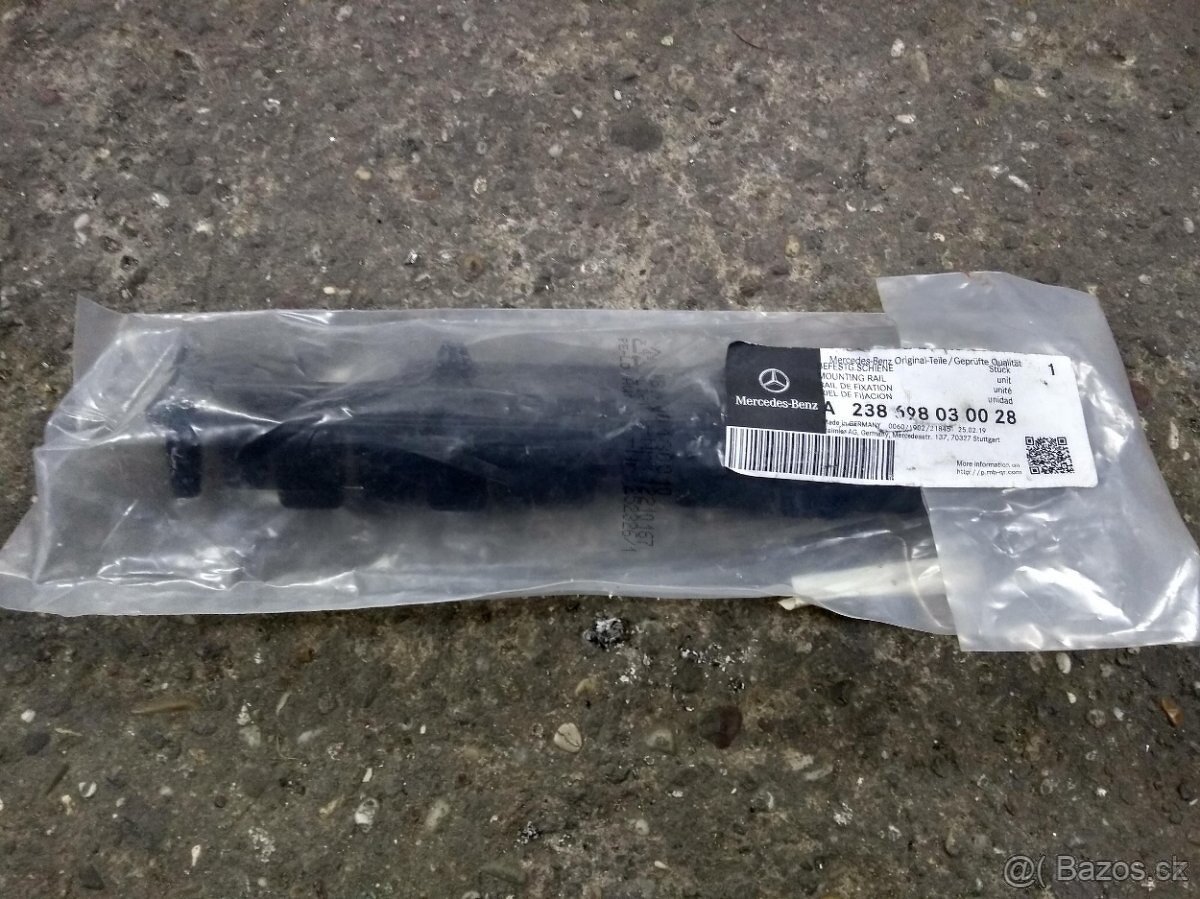 Mercedes E class W238 A238 drziak plastoveho podbehu, pravy
